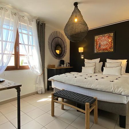 Hotel Le Neptune En Camargue Saintes-Maries-de-la-Mer Bagian luar foto