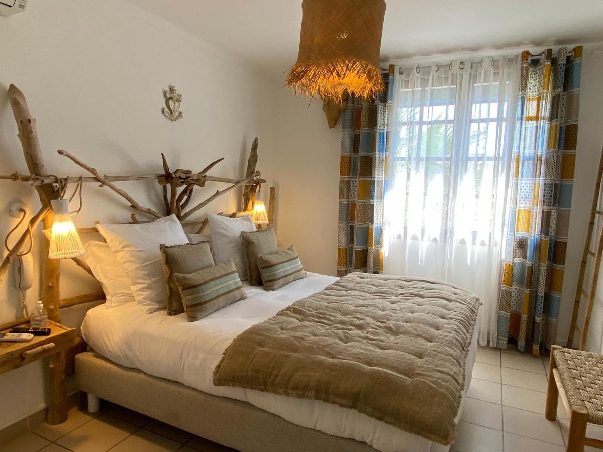 Hotel Le Neptune En Camargue Saintes-Maries-de-la-Mer Bagian luar foto