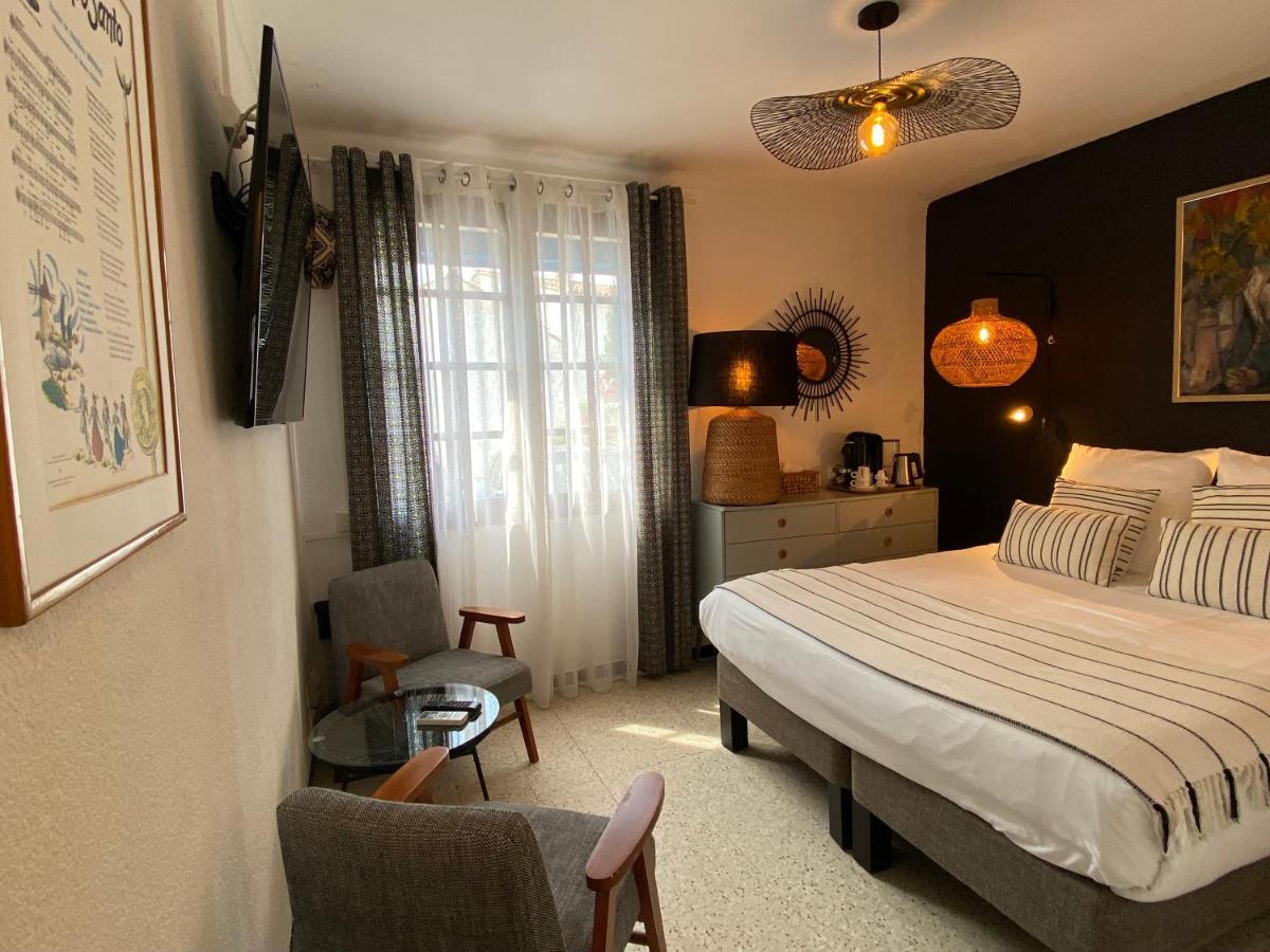 Hotel Le Neptune En Camargue Saintes-Maries-de-la-Mer Bagian luar foto