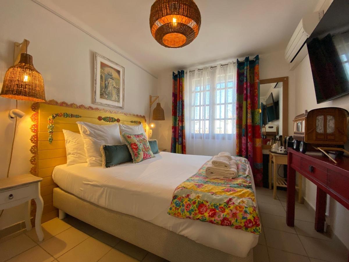 Hotel Le Neptune En Camargue Saintes-Maries-de-la-Mer Bagian luar foto