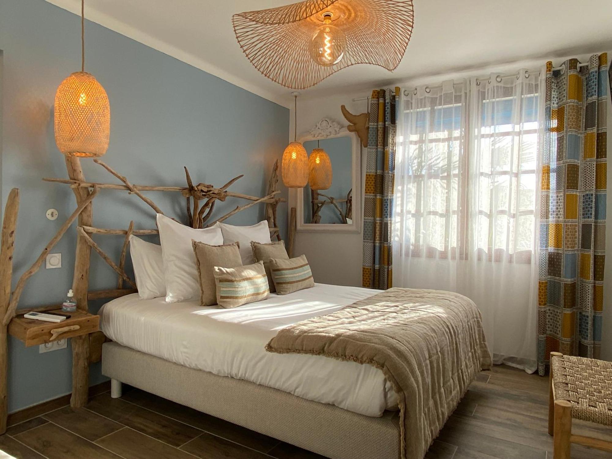 Hotel Le Neptune En Camargue Saintes-Maries-de-la-Mer Bagian luar foto