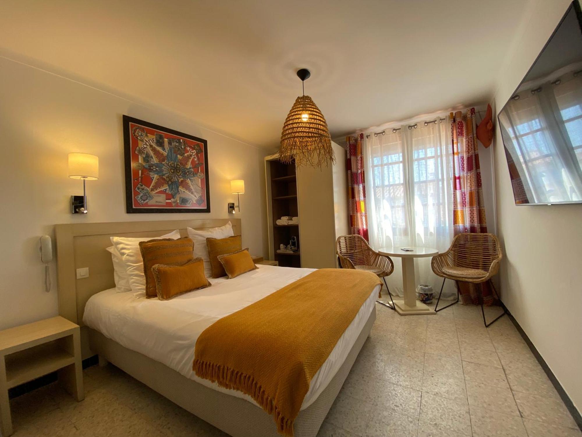 Hotel Le Neptune En Camargue Saintes-Maries-de-la-Mer Bagian luar foto