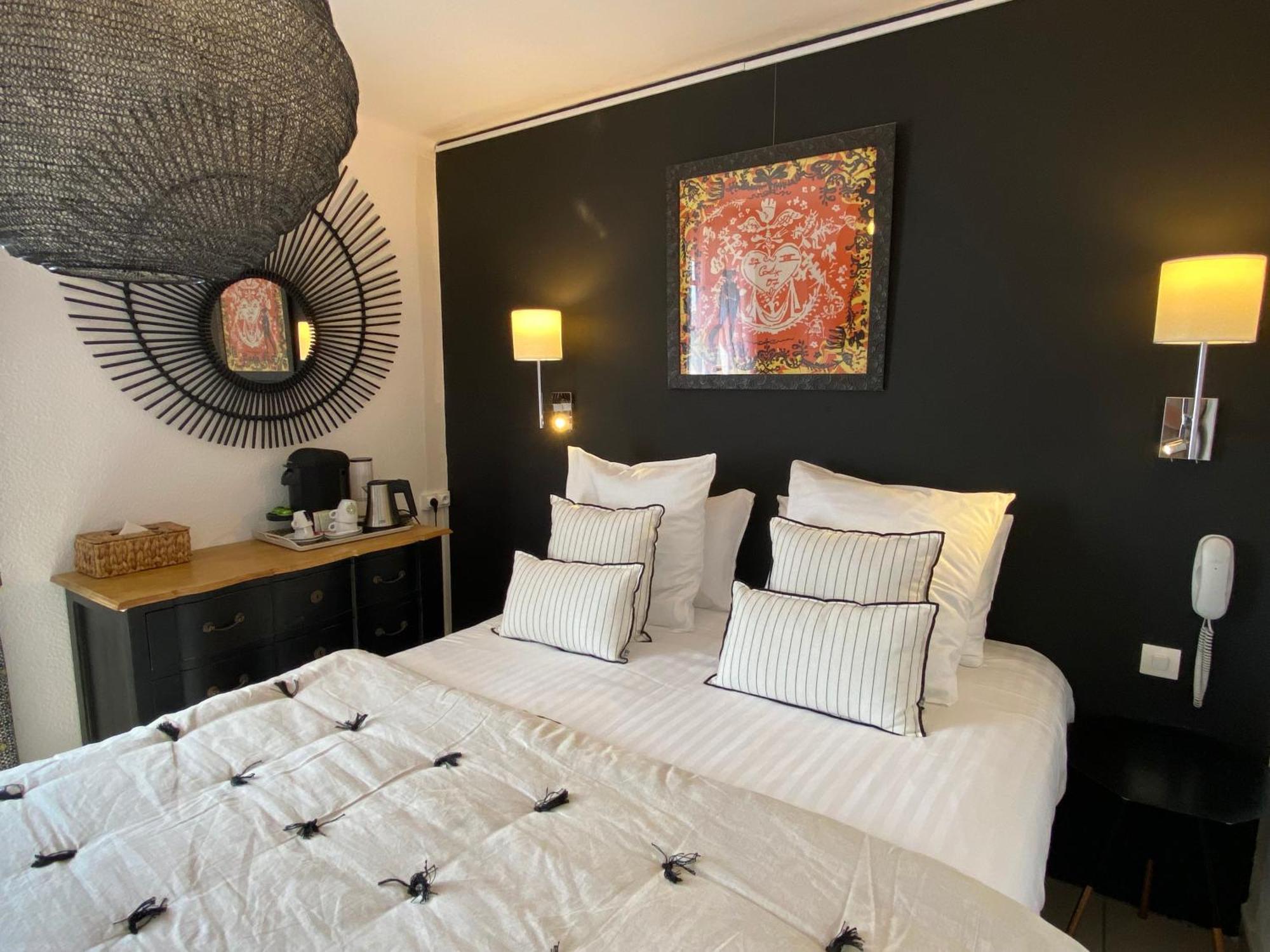 Hotel Le Neptune En Camargue Saintes-Maries-de-la-Mer Bagian luar foto