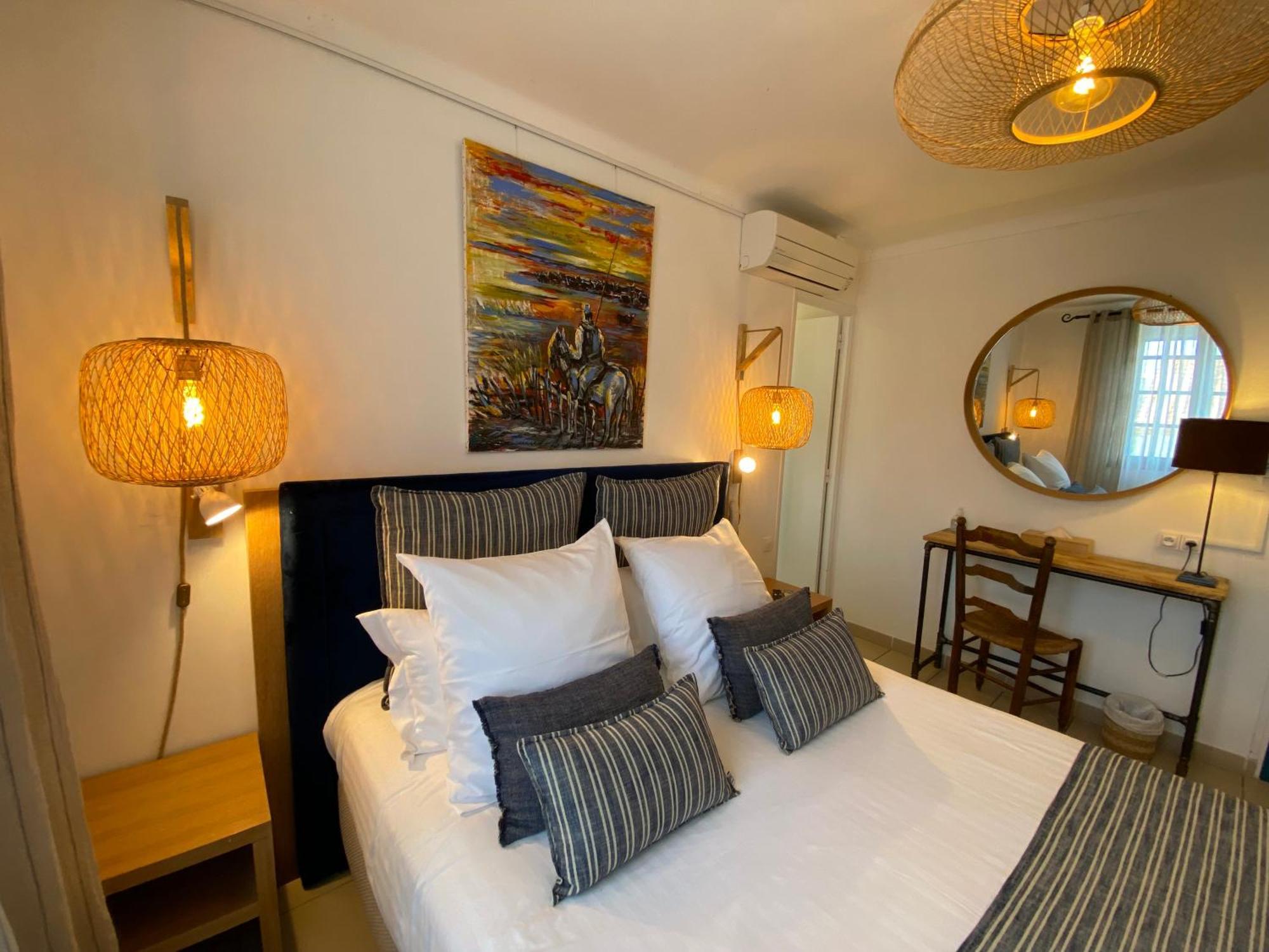 Hotel Le Neptune En Camargue Saintes-Maries-de-la-Mer Bagian luar foto